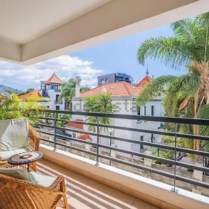 lovely-apartment-at-the-best-location-in-funchal.madeira-islandshotels.com/
